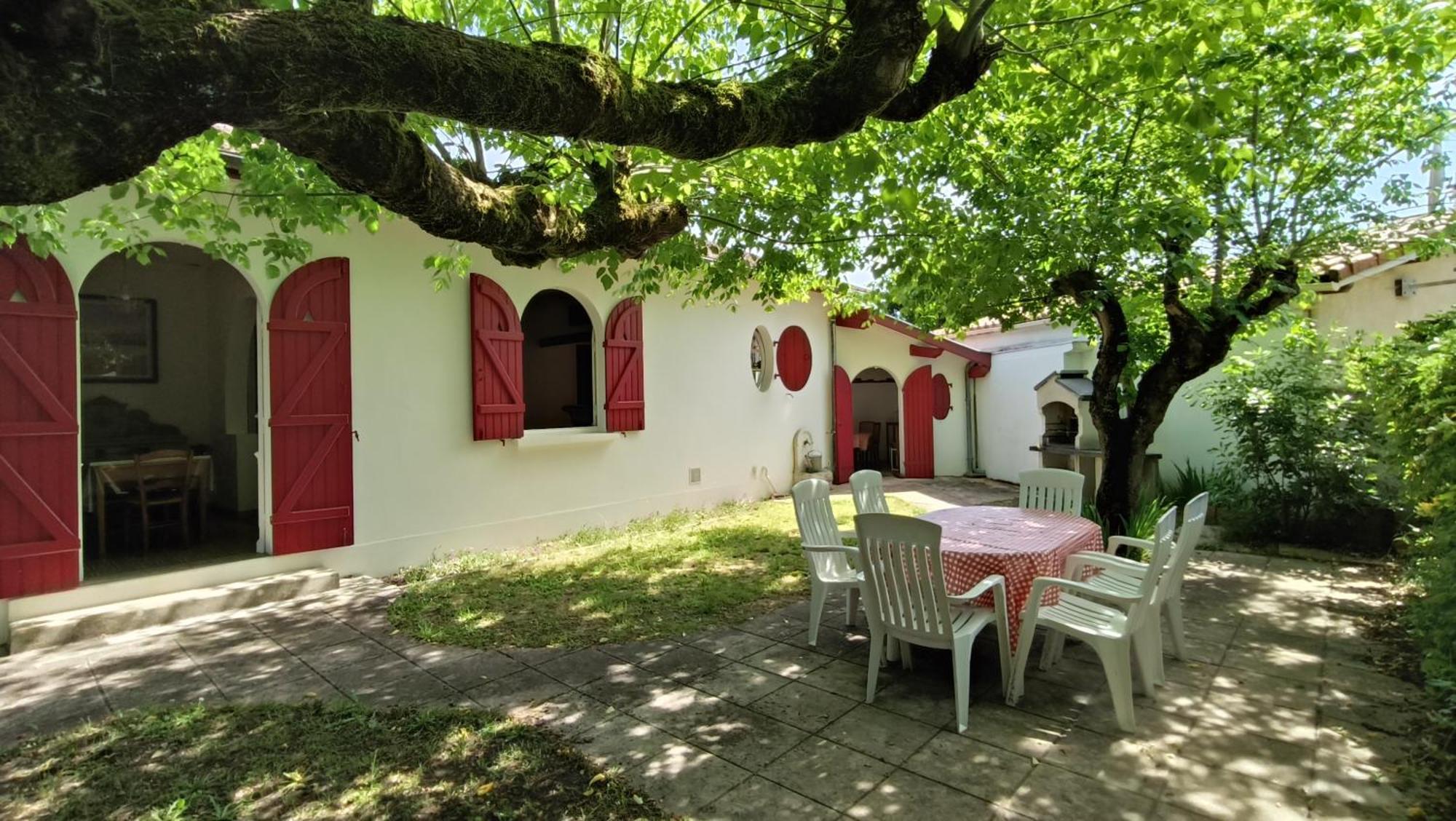 Maison Sarah Bernhardt Confort Holiday home *